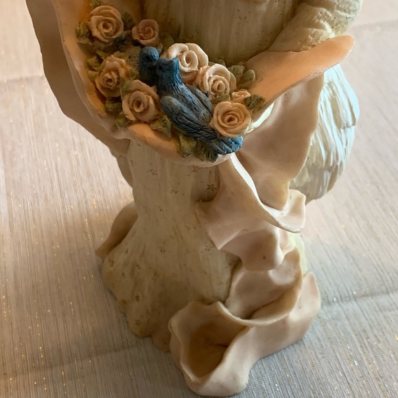 UNITED DESIGN ANGEL FIGURINE #4567 (9”) - Picture 4 of 6